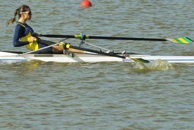 A remadora Fabiana Beltrame conquistou a medalha de prata na prova de single skiff feminino peso leve, disputada na manhã de quarta-feira, dia 19 de Outubro, na Lagoa de Zapotlán / Foto:  Wagner Carmo / Inovafoto / COB